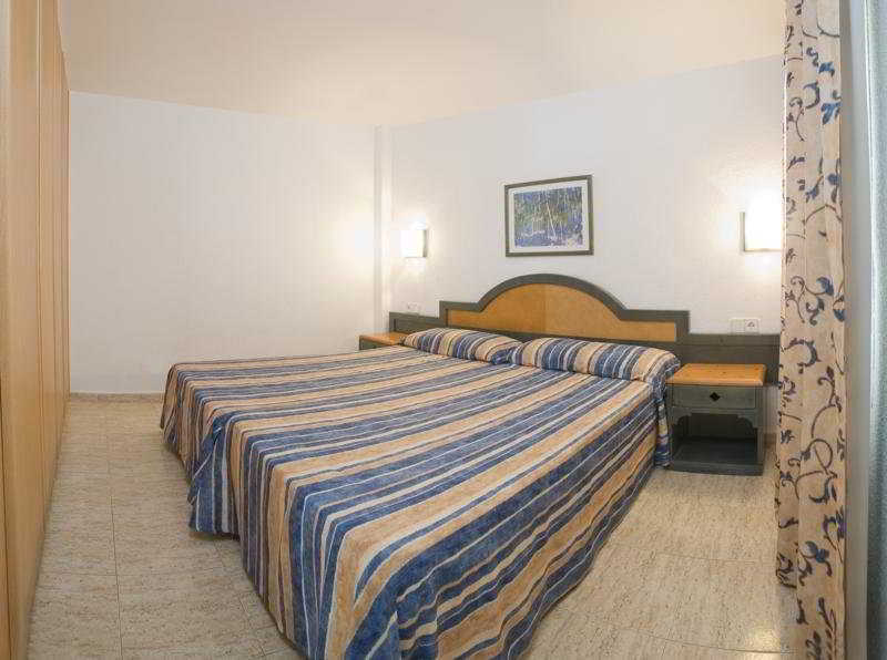 Apartamentos Blue Star (Adults Only) San Antonio  Room photo